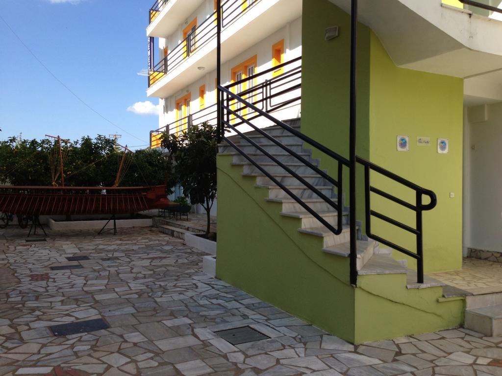 Remezzo Apartments Sami  Rum bild